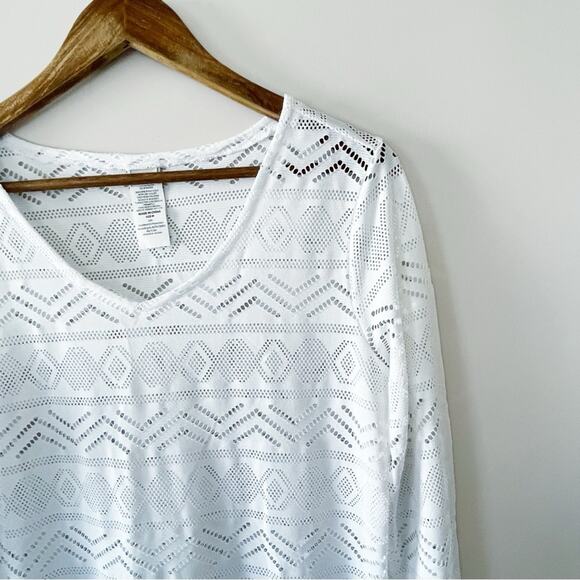 L.L. Bean White Textured Beach Dress/Cover Up Size Medium LIKE NEW - Picture 8 of 12